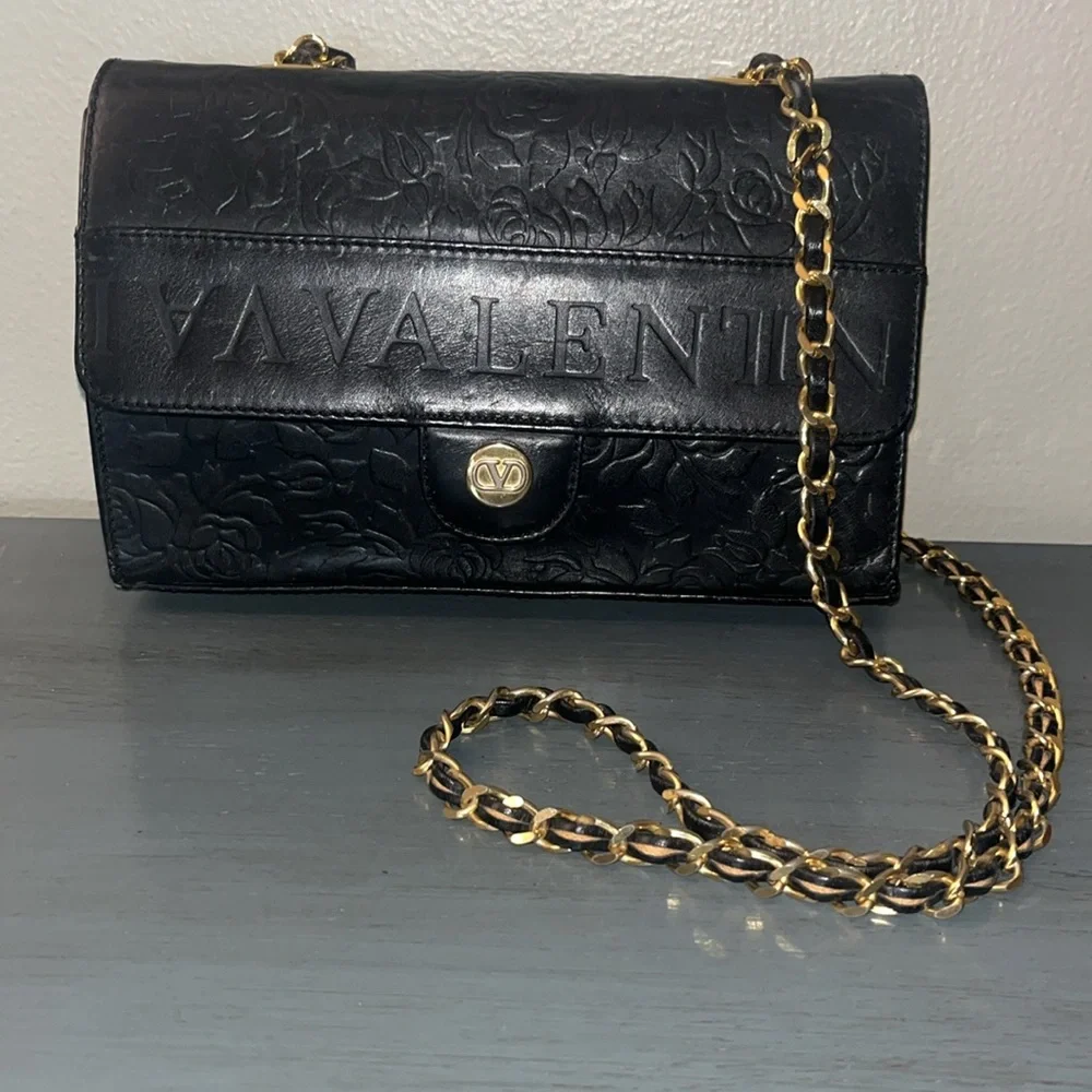 Vintage Valentino Garavani, black leather chain shoulder purse w rose flower EUC